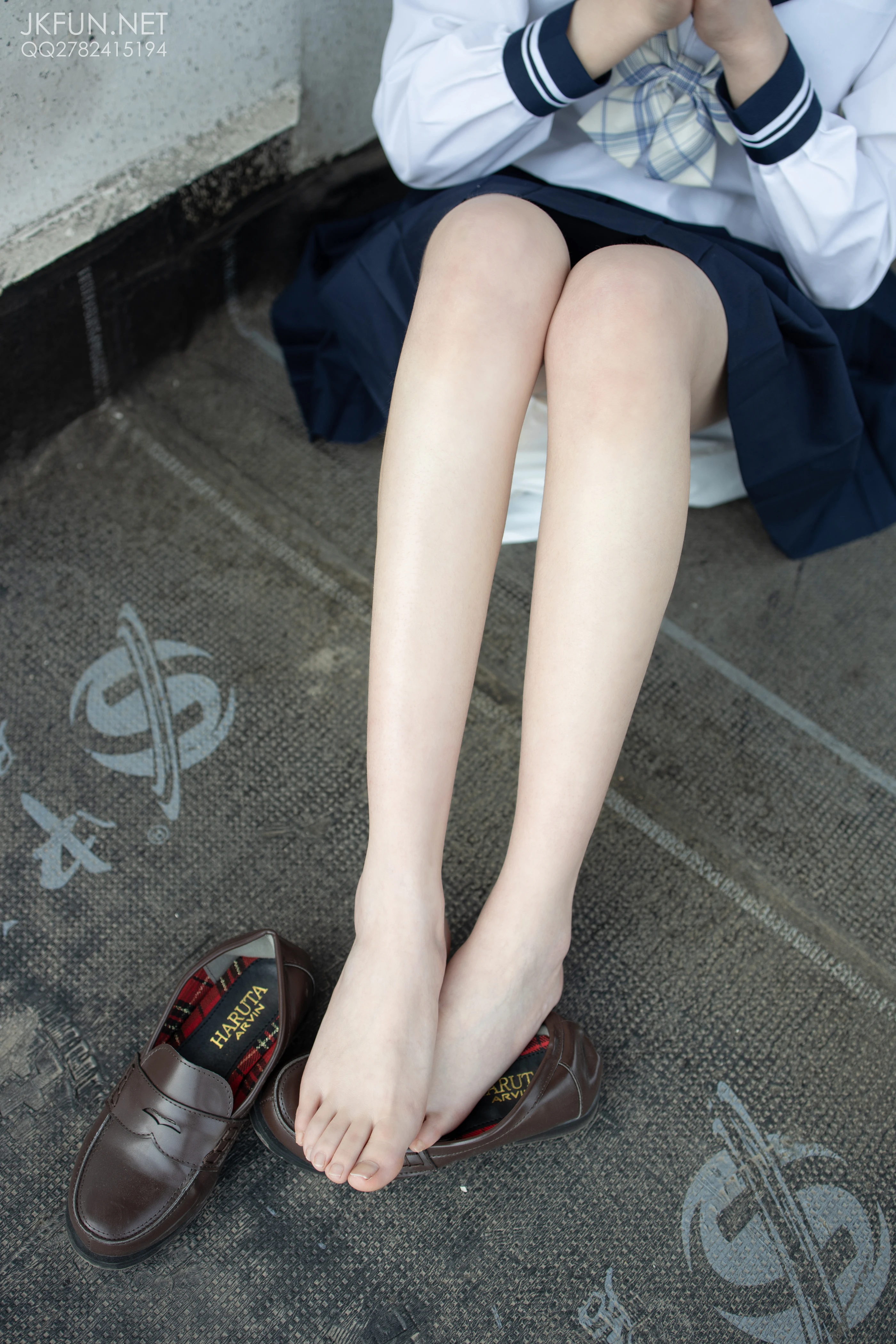 森萝财团 [JKFUN-002] Aika 可爱学妹丝足 [230P 1V]插图2